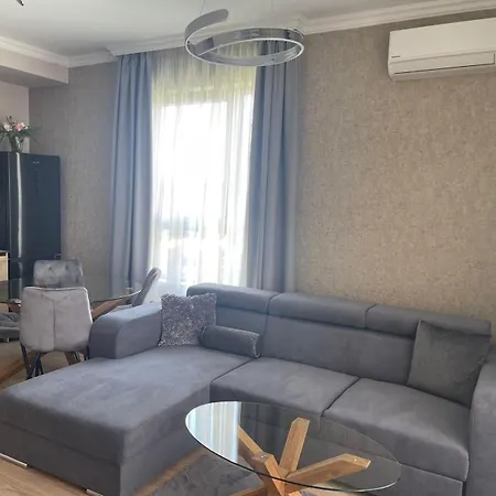 Waterfront Nora 公寓 *